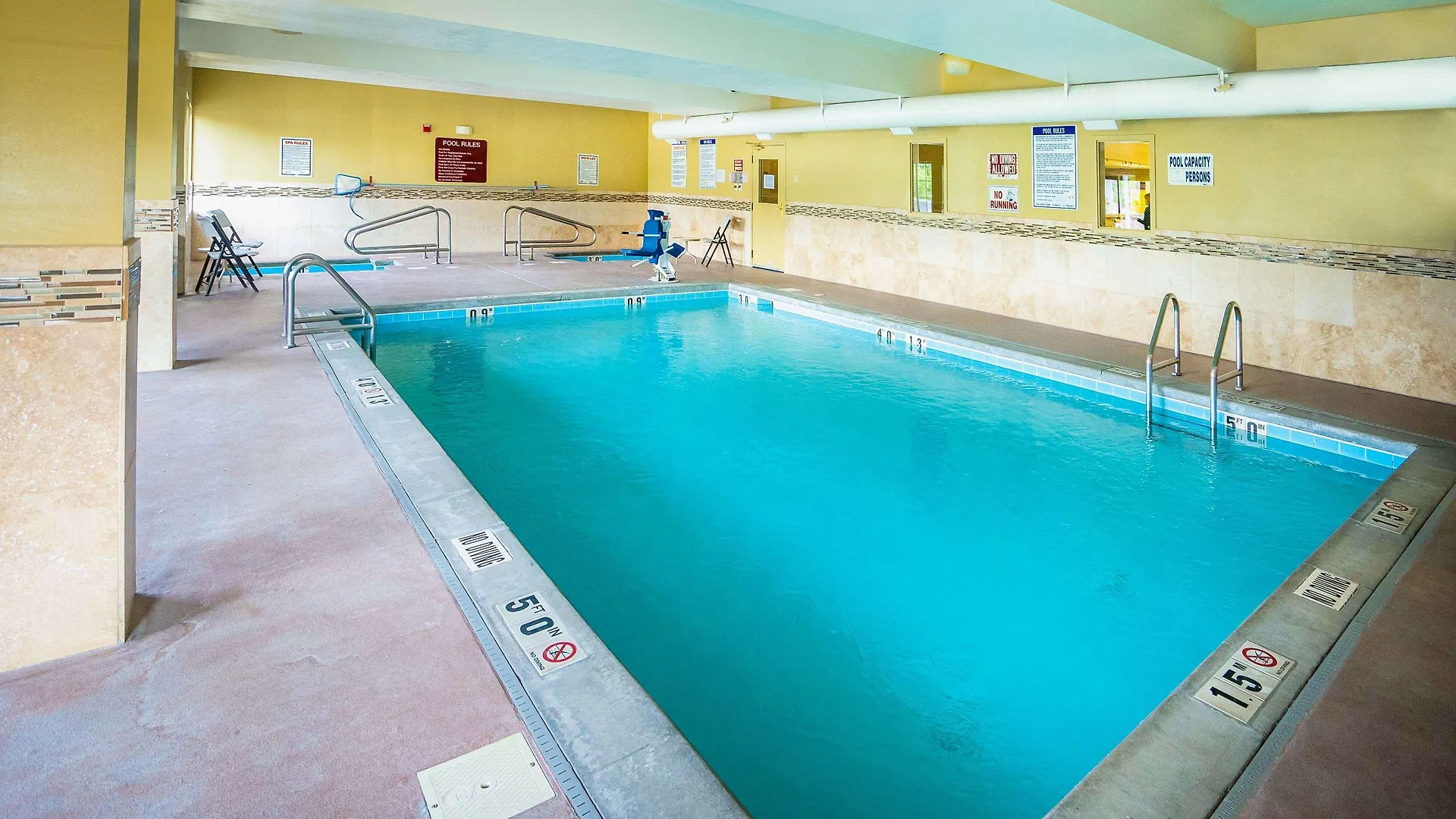 Americinn Hotel & Suites Denver International Airport