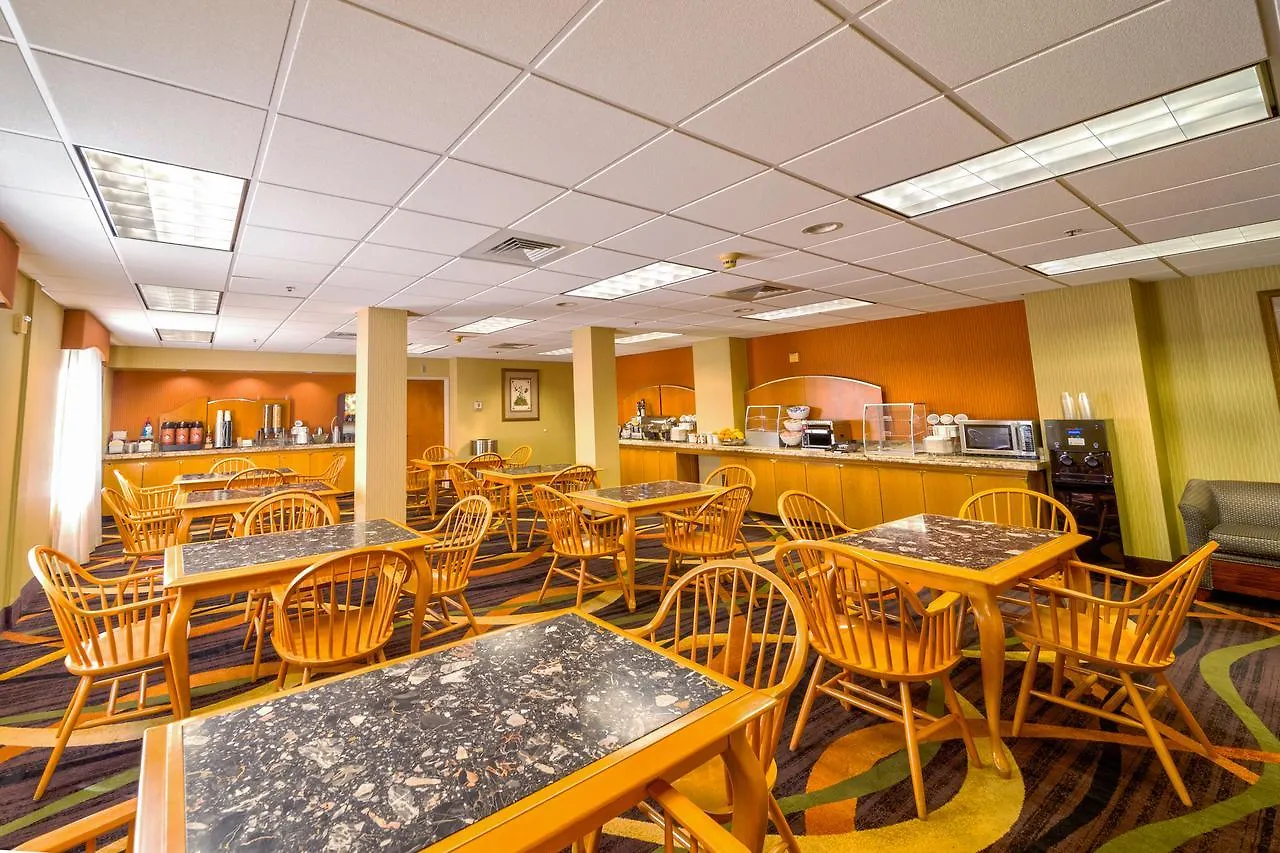 Americinn Hotel & Suites Denver International Airport