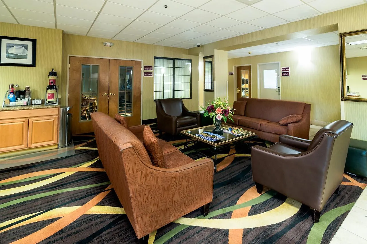 Americinn Hotel & Suites Denver International Airport 2*,  United States